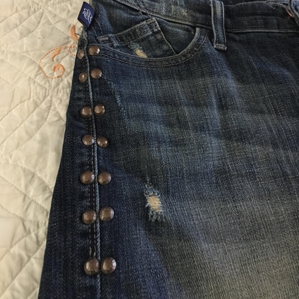 Rock & Republic shorts size 4 - Picture 3 of 4